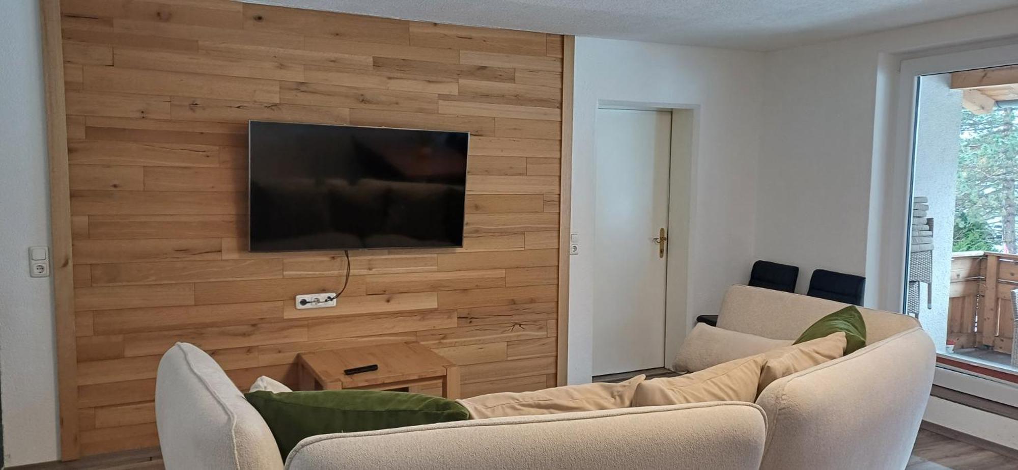 Ferienwohnung Sevim Lermoos Pokoj fotografie